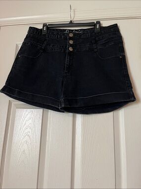 City Chic Black High-Waist Triple-Button and Zipper Denim Shorts